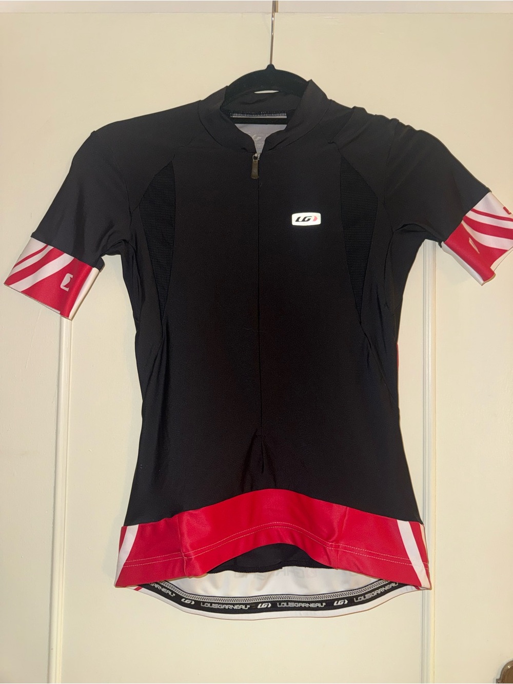 Louis Garneau Women's Black & Red Cycling Jersey Size M
